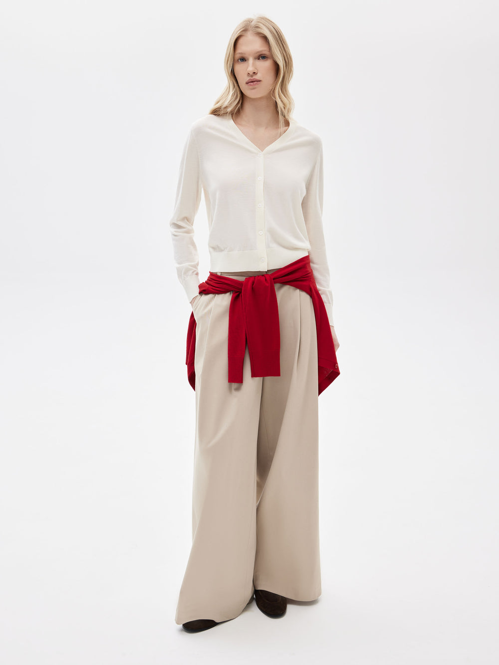 Wide-leg trousers